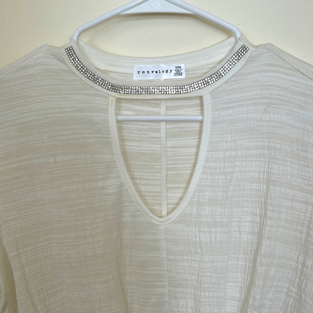 Retrology Blouse Necklace - Picture 3 of 7